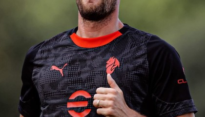 篮球比分九游体育-加比亚因伤缺席米兰德比，巴特萨吉接受每日评估|国际米兰队|意甲|意甲联赛|国际米兰|ac米兰_新浪体育_新浪新闻