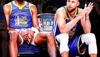 篮球比分九游体育-库明加场均21+7涅槃重生！他打得越好科尔被骂越惨